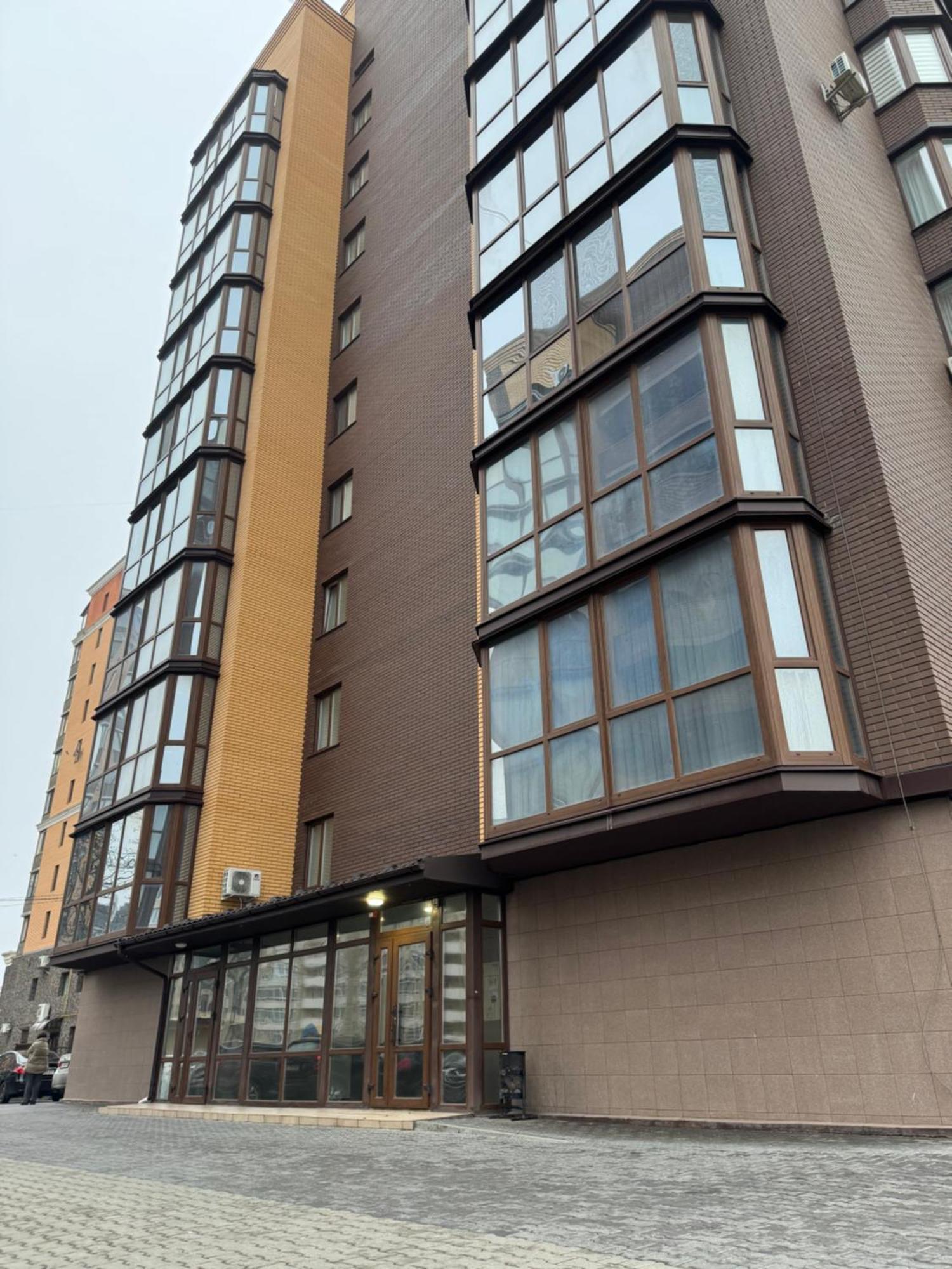 Apartment зарічанська вулиця Netflix